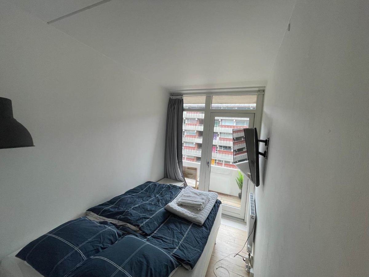 Apartamento With Balcony, Free Parking W Elevator *